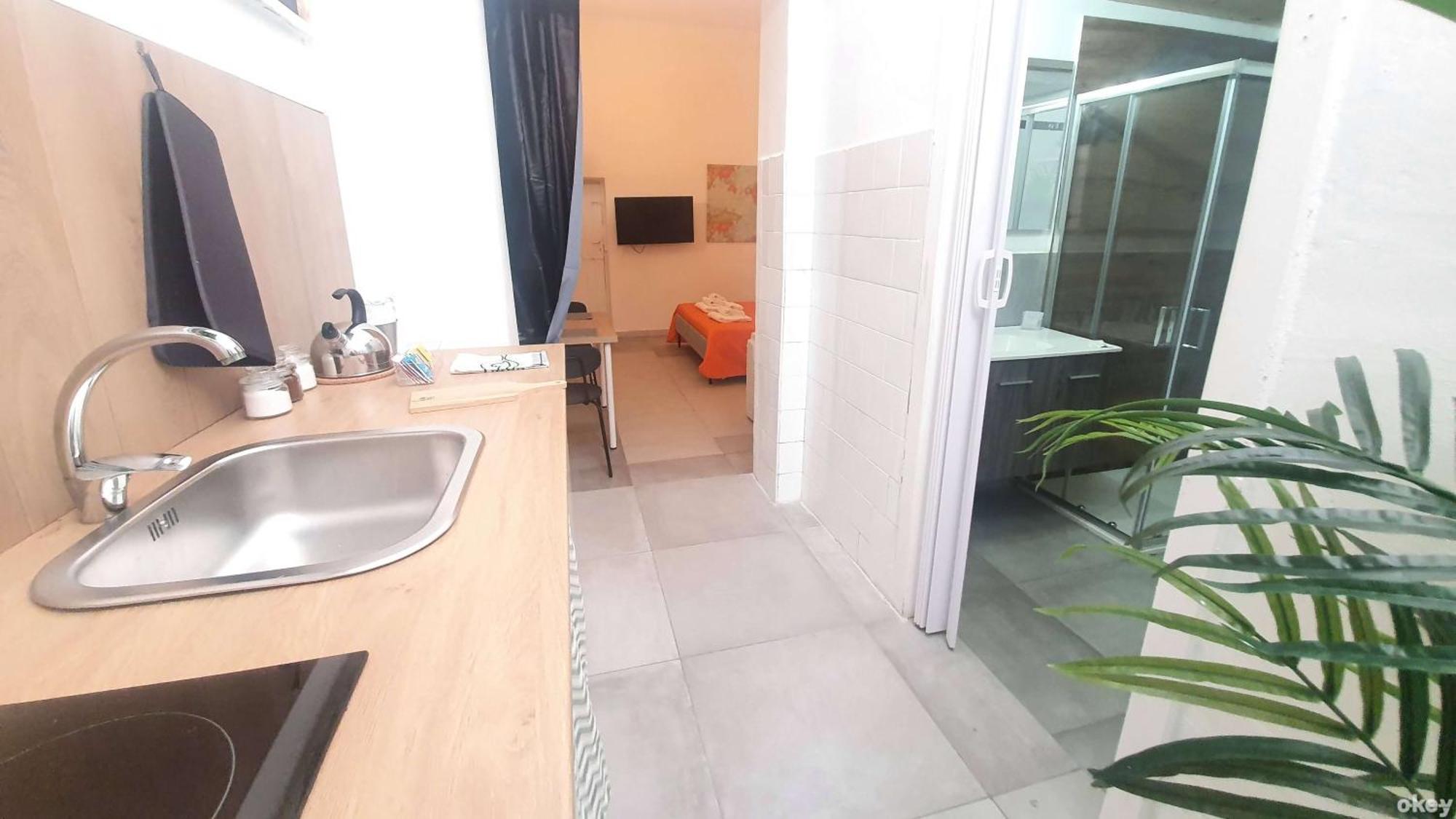 Suite Adriatica Hottube And Sauna Bari Exterior foto